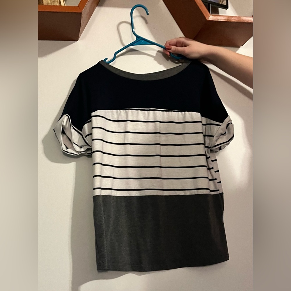 Casual tri-color shirt